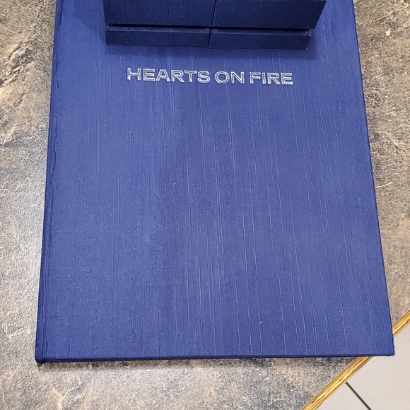 Hearts on Fire engagement ring set, size 6. - Picture 2 of 6